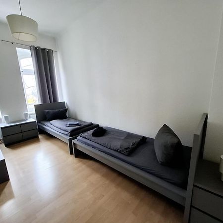 Altbauwohnung Direkt An Der Karli Mit Balkon - Netflix Inklusive Leipzig Exteriör bild